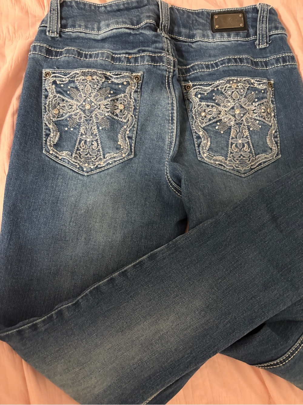 Embroidered Cross Pocket Boot Cut Jeans in Blue